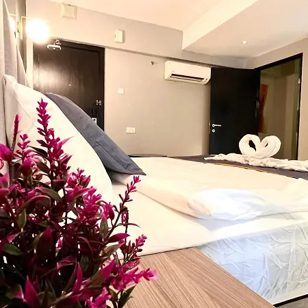 Hillmark Suites Ayer Keroh Exterior photo